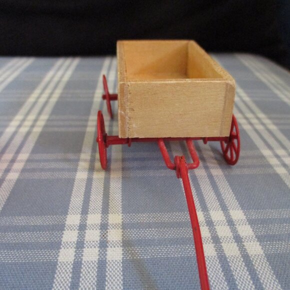 FINAL SALE Santa Liddle Kiddle Mattel & Russ Berrie baby Santa Troll Doll Wagon - Picture 6 of 12